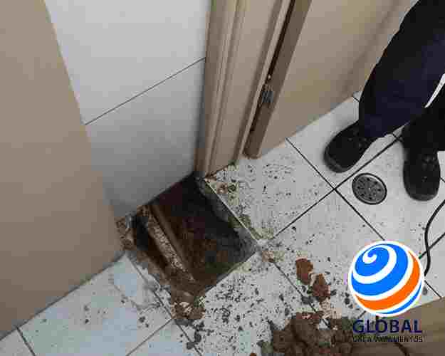 Encanador caça vazamentos de água com experiência SP