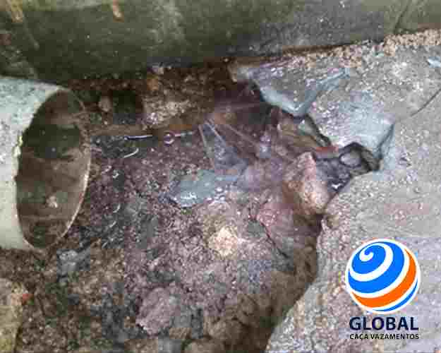 Caça Vazamentos e Infiltrações com Goteiras em Casas, Condomínios e Comércios